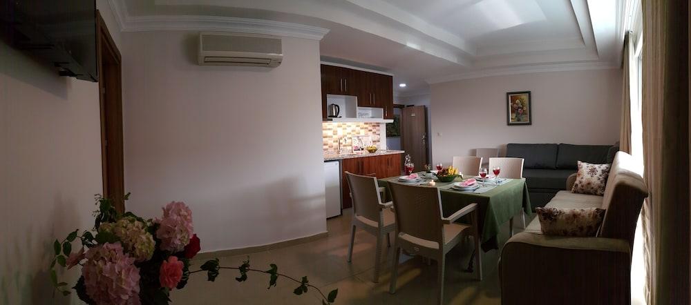 Midi Suites & Hotels Алания Экстерьер фото